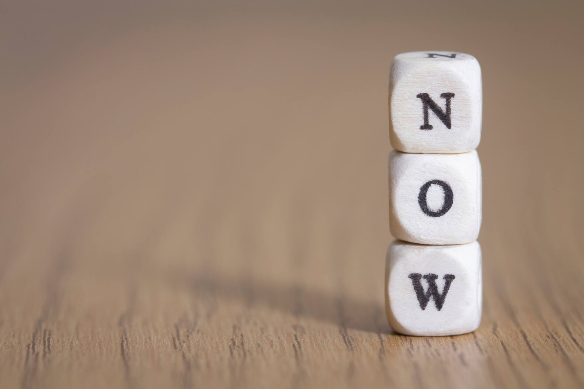 足 が ふらつく 原因、松戸